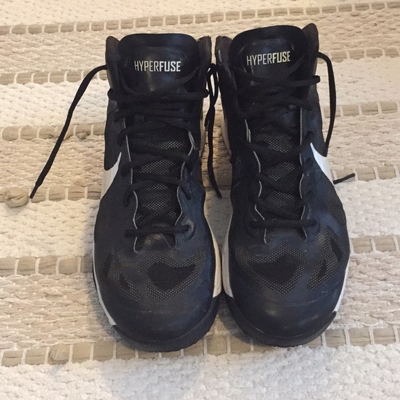 Nike High Top Hyperfuse Basketball Shoes - Picture 2 of 7